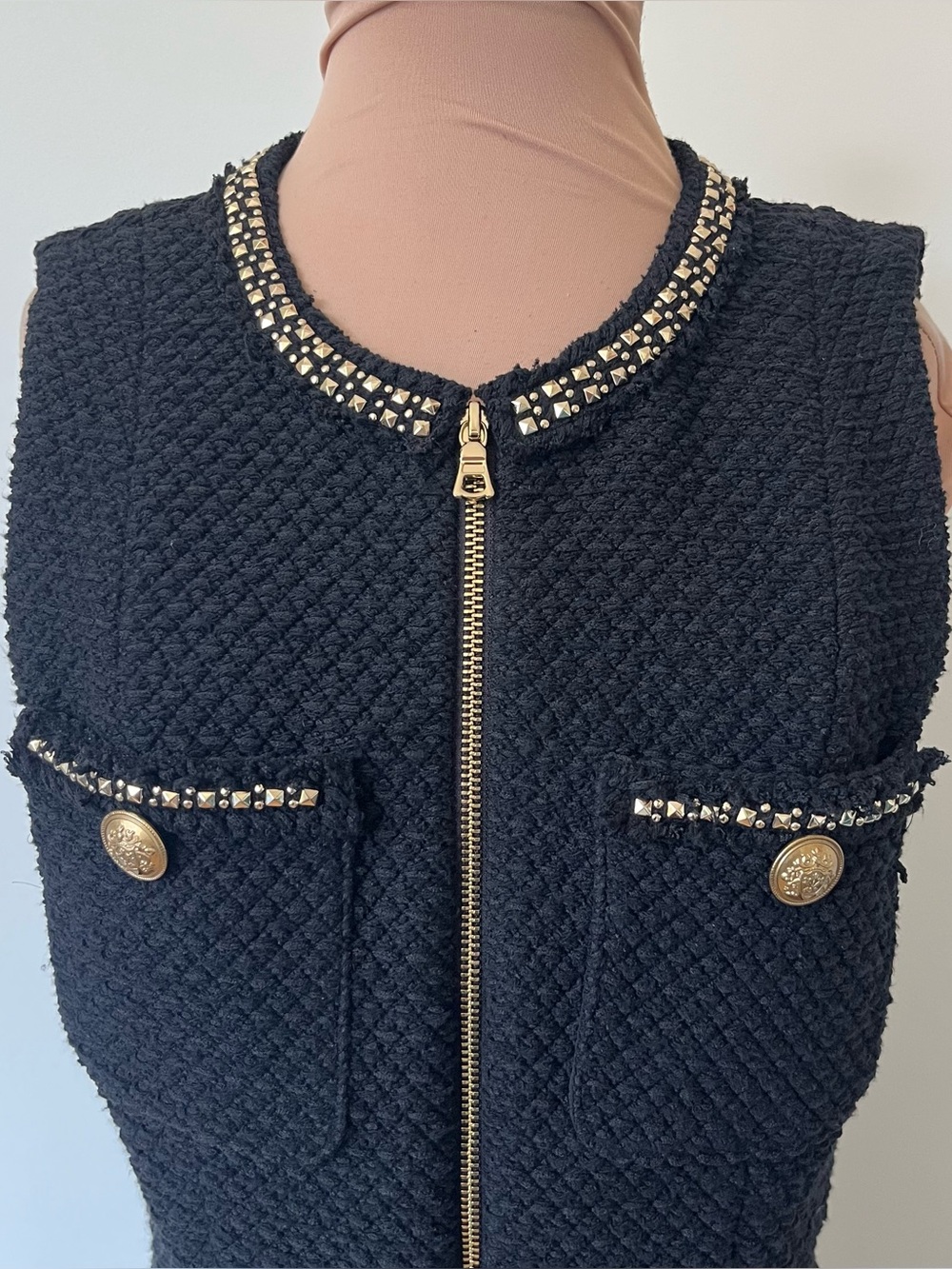 ALICE + OLIVIA Lachlan Zip Front Tweed Pockets Mini Black Mini Dress EUC Size 4 - Picture 9 of 13